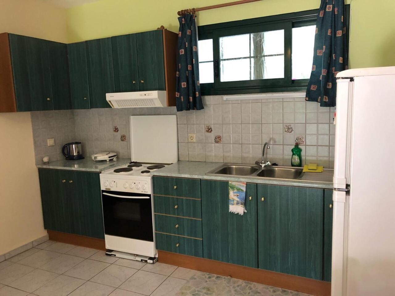 Galini Apartments Трапезаки Экстерьер фото